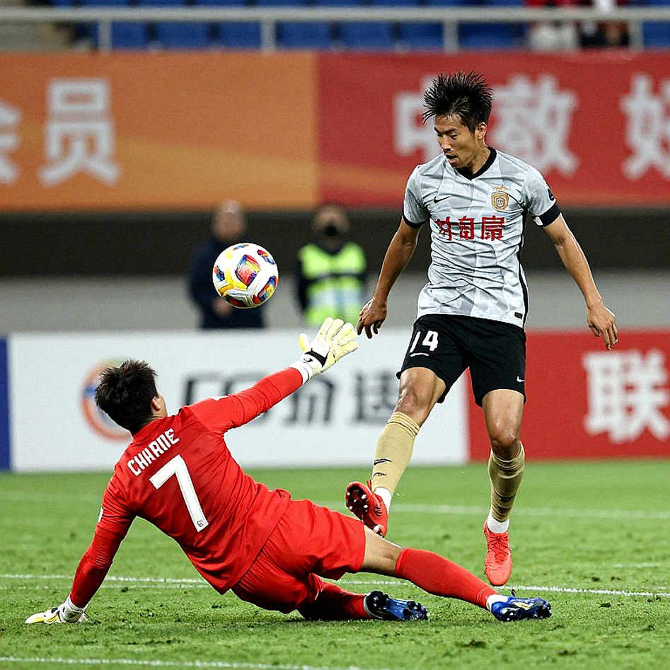 The Dark Zone of Football Analysis: When There Is No Data, Do Not Invent Conclusions The Dark Zone of Football Analysis: When There Is No Data, Do Not Invent Conclusions