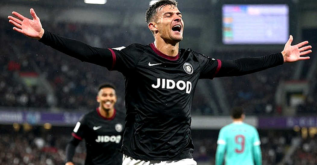 Christian Eriksen và bản hợp đồng tự do: Khi Parken học cách đếm lại nhịp thở