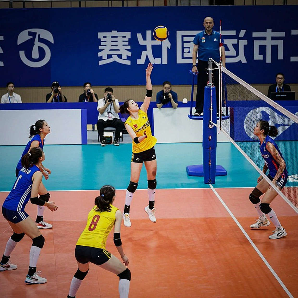 Tám ngày chênh lệch và bài toán trận ra quân của tuyển nữ Việt Nam tại Asiad 2026