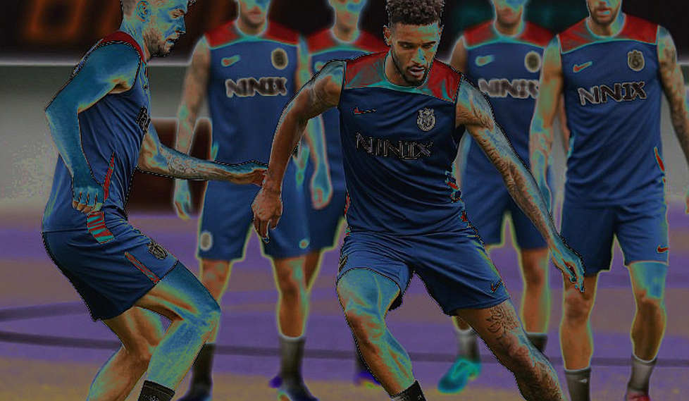 Oan gia ngõ hẹp: Hai gã khổng lồ cùng chìm và trận derby không còn là cuộc đua ngôi vương Oan gia ngõ hẹp: Hai gã khổng lồ cùng chìm và trận derby không còn là cuộc đua ngôi vương