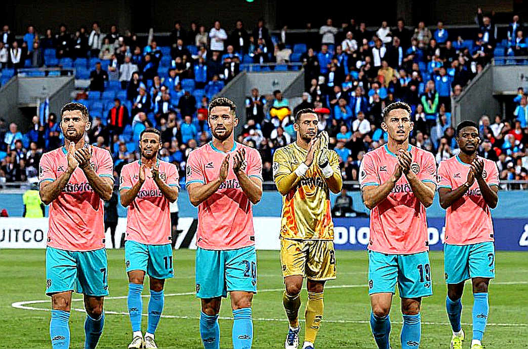 Điểm mù dữ liệu V.League: phút 60 vẫn chưa có người đọc
