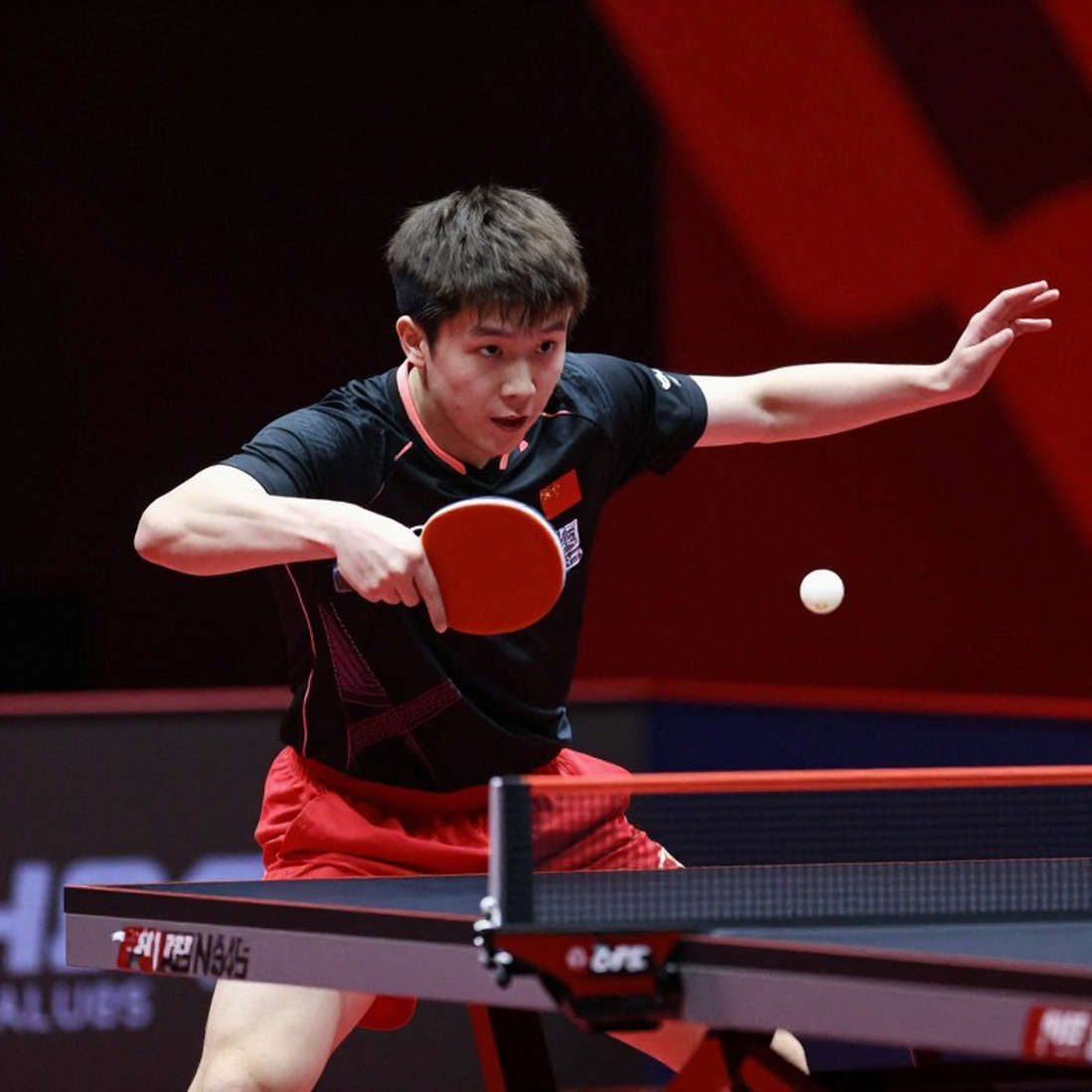 Vietnamese table tennis needs a data revolution: Lessons from 7.9 PPDA and the Van de Beek deal