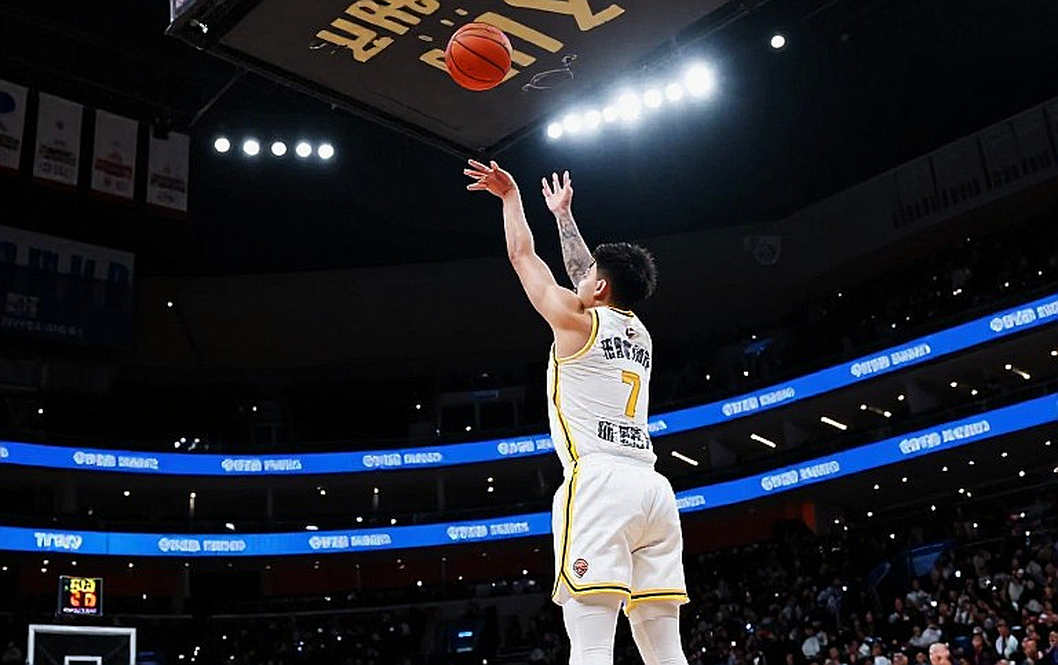 Obradovic bình thản sau trận thua PAOK: 11 buổi tập, ném phạt kém và bài toán bật bóng