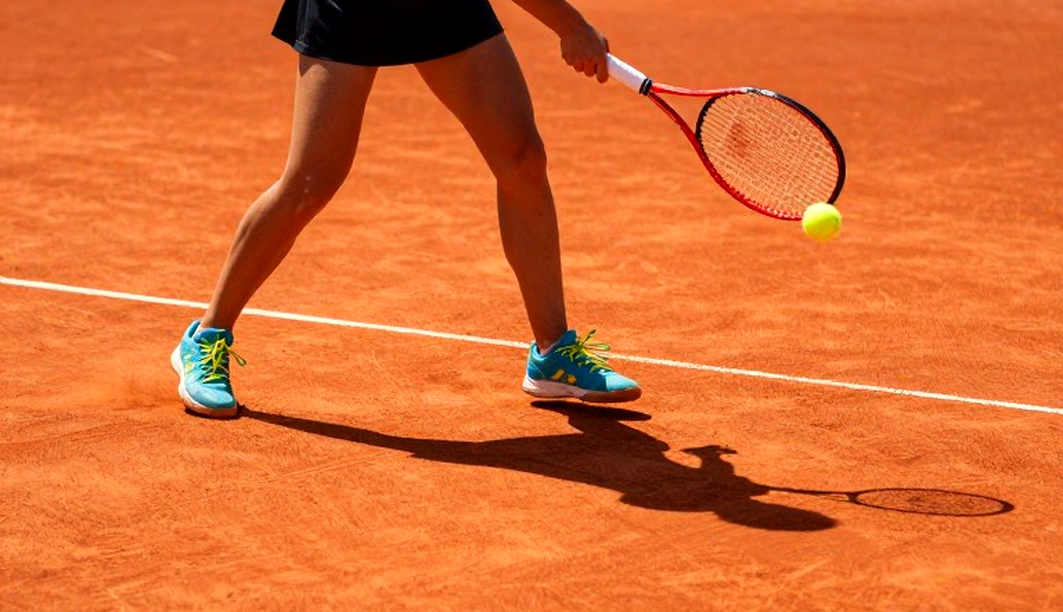 Đức và Anh vào Tứ kết Davis Cup: Zverev không thua break-point, nhưng Đức vẫn là đội một người Đức và Anh vào Tứ kết Davis Cup: Zverev không thua break-point, nhưng Đức vẫn là đội một người